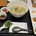 Nha VietNam premier ginza - 鶏スープのフォー