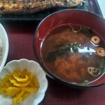 四日市ヒモノ食堂 - 漬物と味噌汁