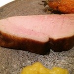 フロリレージュ - 宮崎産放牧黒豚のロースト