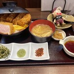 肉屋食堂 たけうち - 