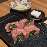 中目黒焼肉 登牛門 - 