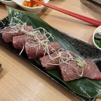 黒毛和牛焼肉 肉處 きっしゃん 西中島総本店 - 