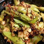 麺酒房 龍安 - 枝豆のごま油炒め