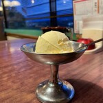 焼肉 白雲亭 - 素敵やん　180円のアイスクリーム