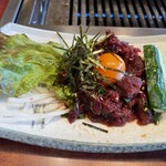 焼肉 白雲亭 - 馬ユッケ