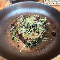 ザ タヴァン グリル＆ラウンジ - 