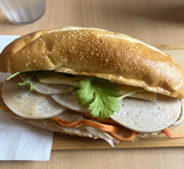 BANH MY NON