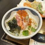 Kaisendon Torosaku - 海鮮丼