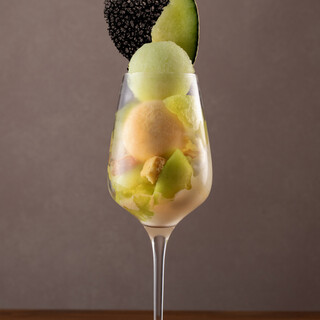 元ジョエルロブションシェフパティシエが送るスペシャルパフェ