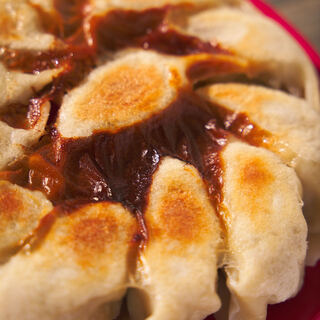 蓮月名物特製手作り焼き餃子