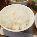 キッチン ブルー グローブ - ご飯大盛りのアップ