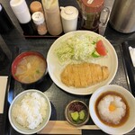 とんかつ料理　さち - ロースカツ派です