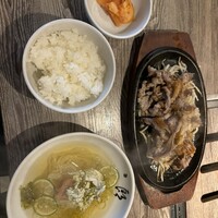 焼肉&手打ち冷麺 二郎 KANAYAMA - 