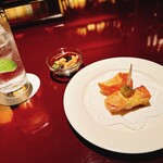 バー ディヴァイン - 