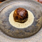 馳走西健一 - 【写真⑦】太刀魚と玉ねぎと大葉のパイ包み焼き、ブールブランソース