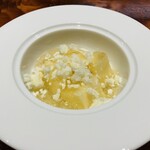 馳走西健一 - 【写真⑫】長田の桃、白ワインジュレ、ミントシャーベット