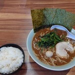 横浜家系ラーメン 魂心家 - 
