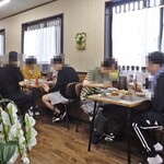 香楽 - テーブル席