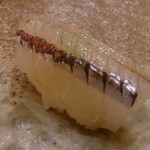 すし家 一柳 - さより（2014/2）