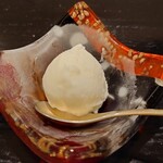 島津 - 能登の塩ミルクジェラート