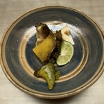 徳ㇵ本也 - 鮑の炭火焼き　柚子胡椒をつけて