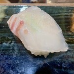 すし富 - タイ。