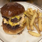 HYOE'S BURGERS + FRIES - 