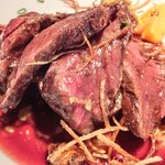 アトリエドアイ - ランチメニュー 2100円 の牛バベットと新ジャガイモのロースト