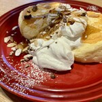 むさしの森珈琲 - ローストナッツクリーム（蜂蜜入メイプルシロップ添え）
¥1,078