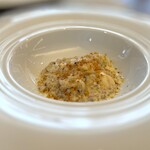 エピセ - リゾット。 前回同様、きのこがいっぱいです。 バターたっぷりに揚げパン粉でアクセント。 少し重めの白ワインにぴったり。