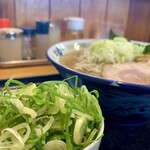 中華蕎麦 春馬 - 九条ねぎたっぷり✨✨✨