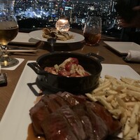 DINING & BAR TABLE 9 TOKYO - 