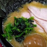 ラーメン 杉田家 - アップ