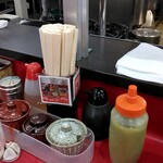 ラーメン 杉田家 - 卓上味変調味料１