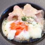 エルルカン・ビス - 温泉玉子を割って