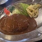 グリル梵 - カツカレー煮込み