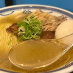 むかん 初台 - 鶏煮干しラーメン・味玉