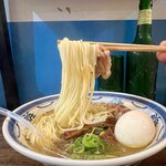 むかん 初台 - 親鶏煮干し塩ラーメン・味玉