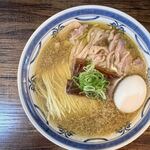 むかん 初台 - 親鶏煮干し塩ラーメン・味玉