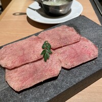 焼肉 黒田 - 