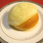 グルテンフリー田んぼのパン工房 米魂 - メロンパン　160円（14年3月）