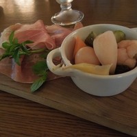 THE THEATRE TABLE - プロシュットといろいろ野菜のピクルス　H26.6