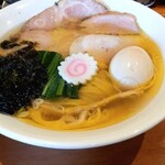 麺屋 真心 - 手もみ海苔がよい味のアクセントになります