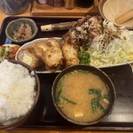 とんかつ しお田 - 盛り合わせ御膳　
      （ひれかつ・チーズトンカツ・クリームコロッケ）御膳（ご飯、味噌汁、小鉢、新香　付）（2024年6月8日撮影）