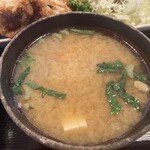とんかつ しお田 - 盛り合わせ御膳　
      （味噌汁（2024年6月8日撮影）