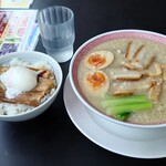 幸楽苑 - 塩とんこつらーめん730円＋薬味抜き０円＋トッピング味玉130円、チャーシュー丼セット300円＋ライス大盛60円