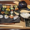 かまだ茶寮 円山 - ワンプレートに寿司ネタやおそうざい