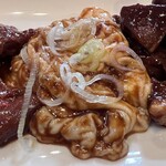 焼肉家けんちゃん - けんちゃん特製ホルモン盛り968円