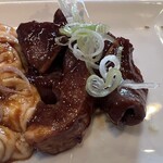 焼肉家けんちゃん - けんちゃん特製ホルモン盛り968円