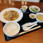 中国料理 空 - スペシャルランチ～県産牛の香港式サテソース煮込み 1,600円
